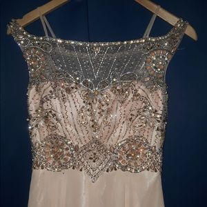 Soireé/Party Dress
